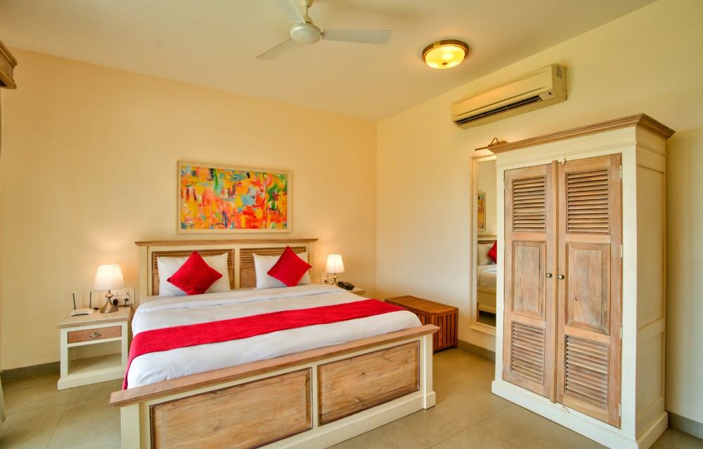 Transforming Hospitality Through Technology: How Smart Hotels Enhance Guest Experiences